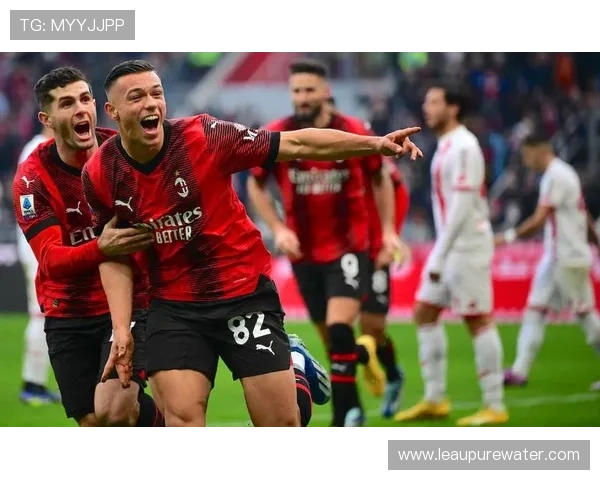 AC米兰复兴势头遇挑战,当前阶段表现波动对赛季稳定性形成考验 AC米兰复兴势头遇挑战,当前阶段表现波动对赛季稳定性形成考验