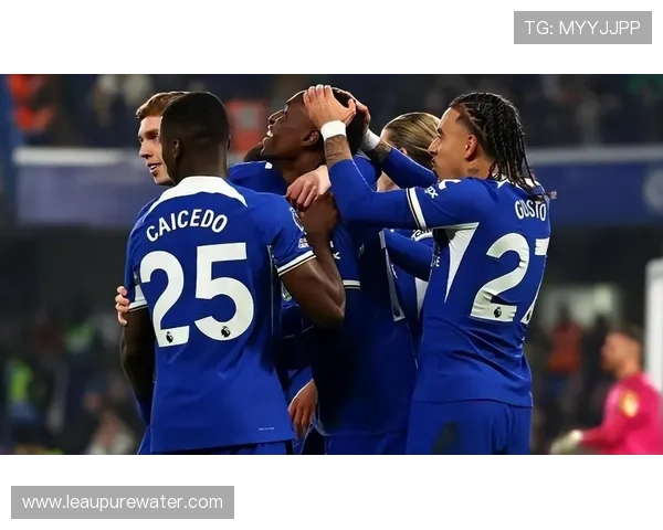 阿尔瓦雷斯vs劳塔罗：国家队首发前锋的战术角色与效率之争